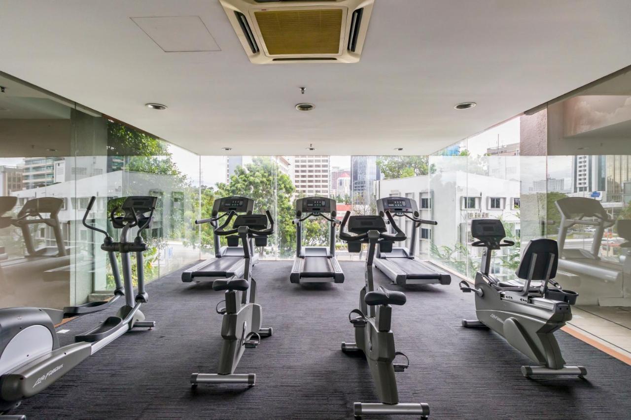 Pj8 Service Suites By Airhost Petaling Jaya Exterior photo