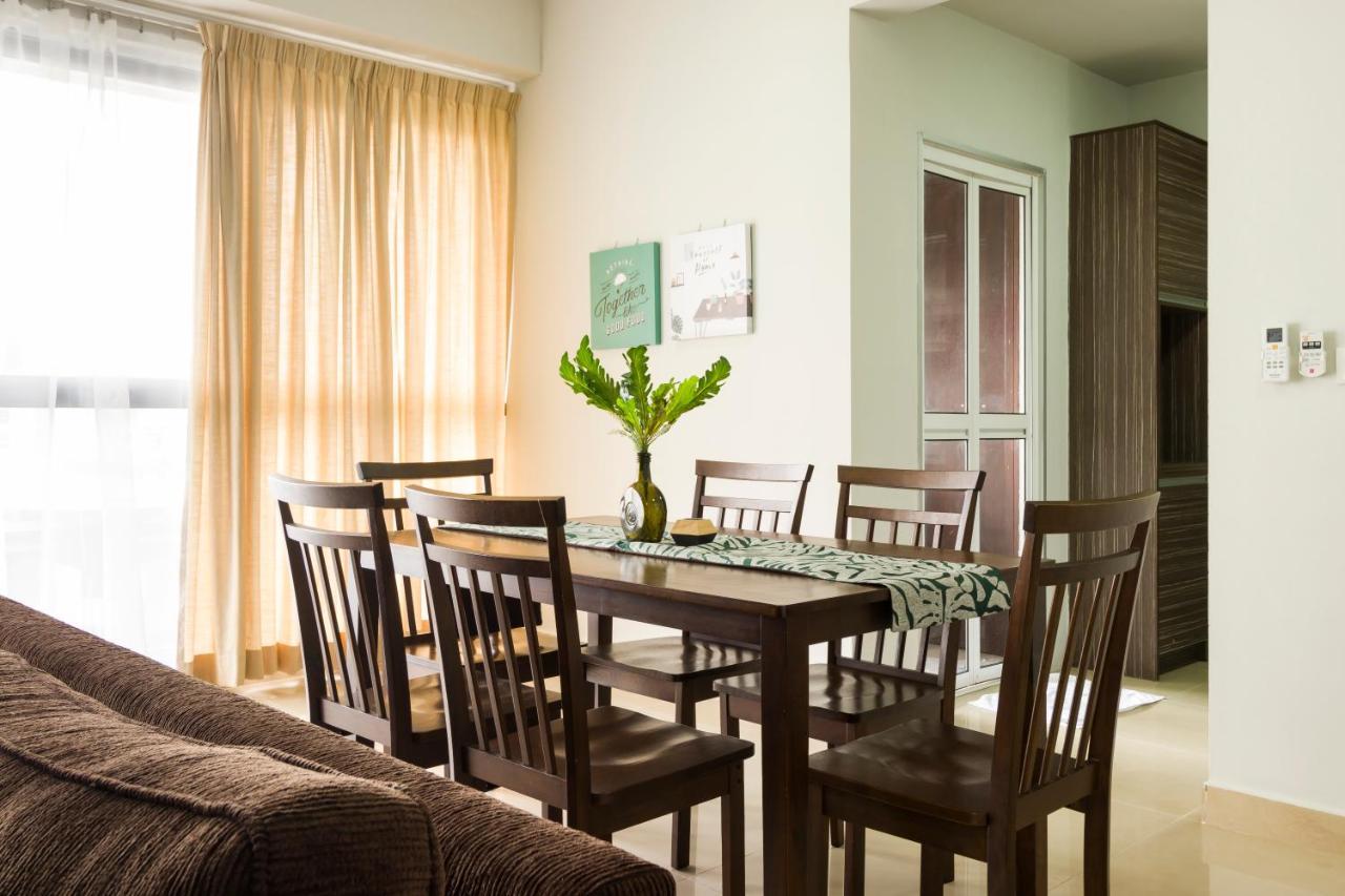 Pj8 Service Suites By Airhost Petaling Jaya Exterior photo